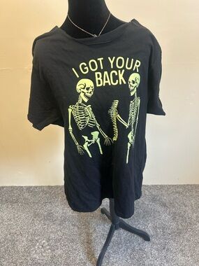 Black Graphic Tee "I Got Your Back" with Neon Skeletons